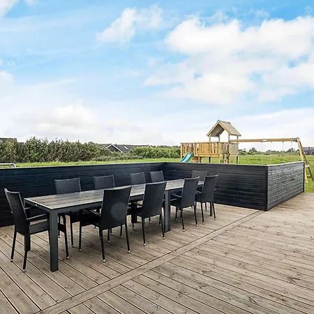 12 Person In Lokken-by Traum Løkken