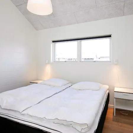 12 Person In Lokken-by Traum Løkken
