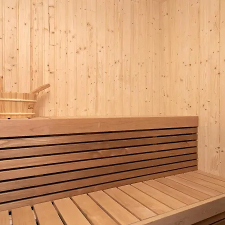 12 Person In Lokken-by Traum