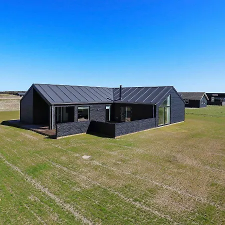 Holiday home L Lokken
