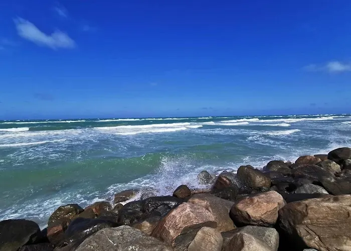 12 Person In Lokken-by Traum לוקן