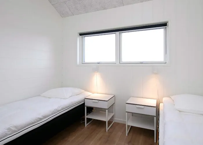 בית נופש 12 Person In Lokken-by Traum
